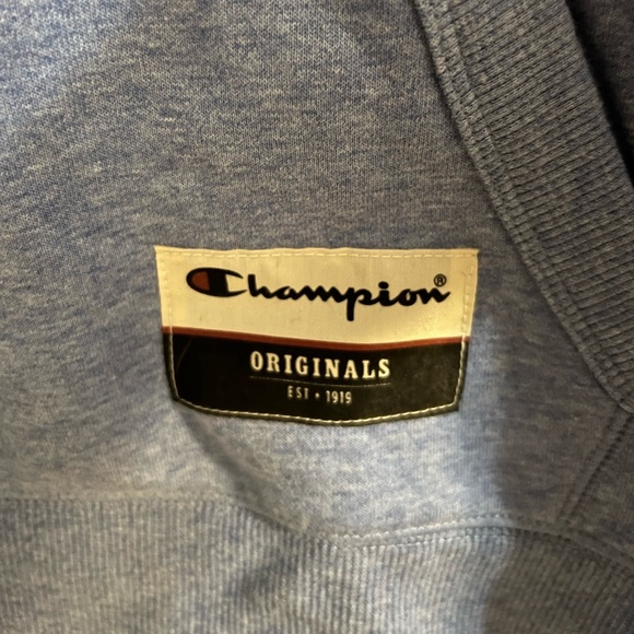 NWOT Champion hoodie size XL - Picture 3 of 3